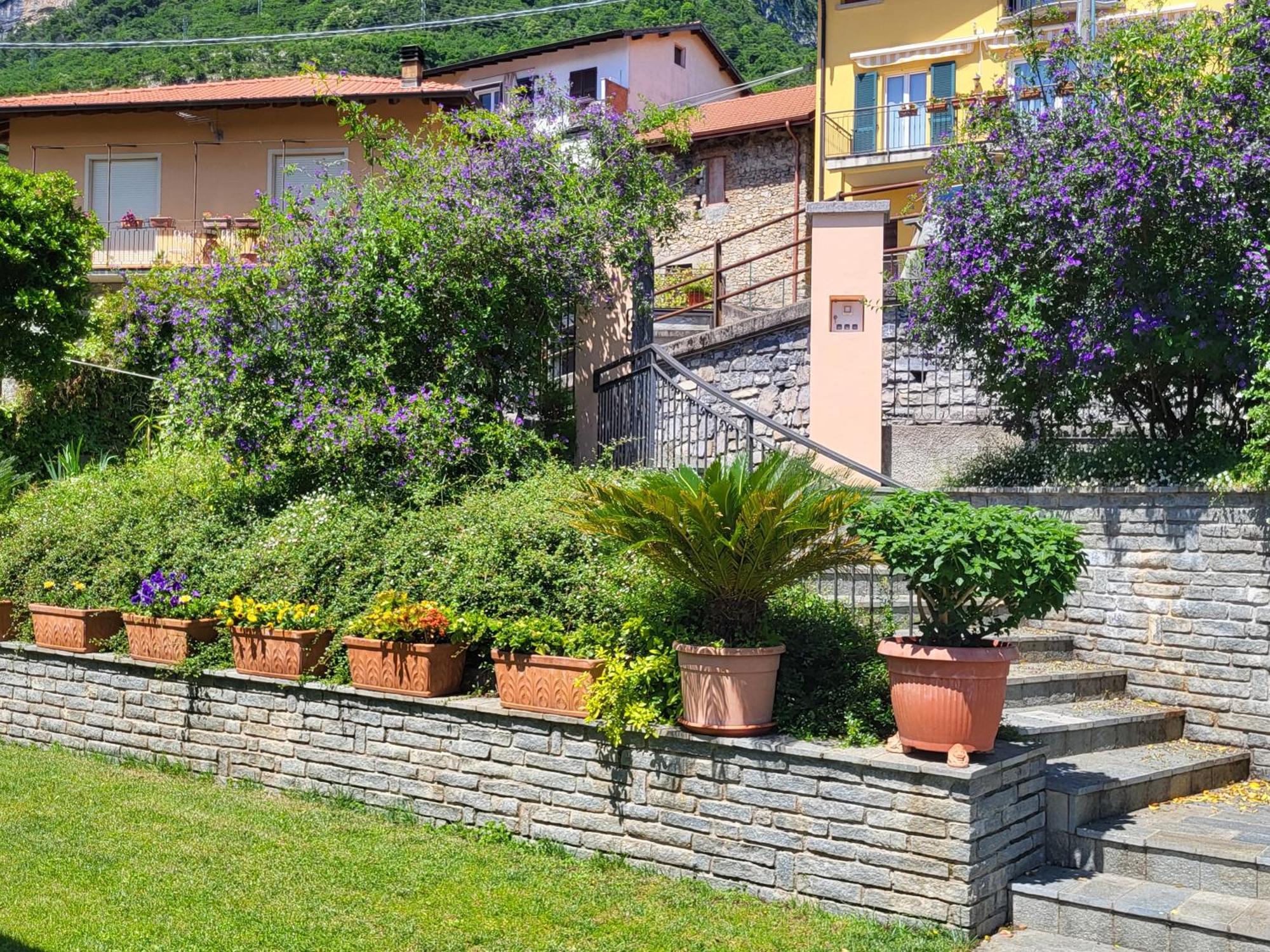 Casa Intignano - Appartamento Con Terrazzo Vista Lago Tremezzo Kültér fotó